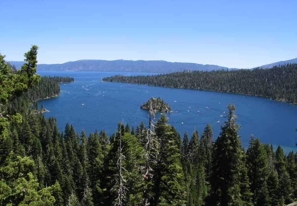 Best Places to Visit in California in February, Lake Tahoe